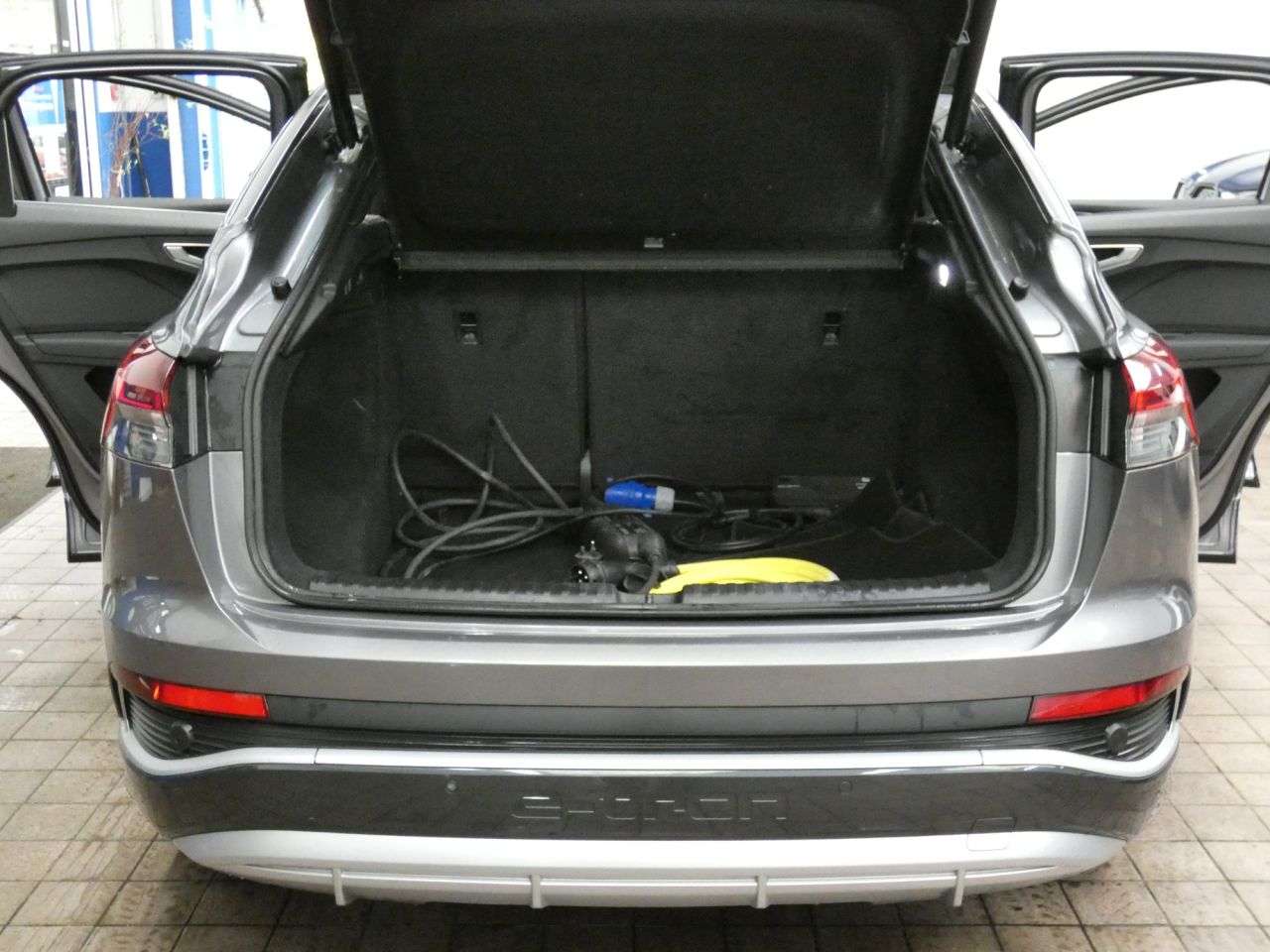 2023 AUDI Q4 E-TRON 2023 AUDI Q4 E-TRON