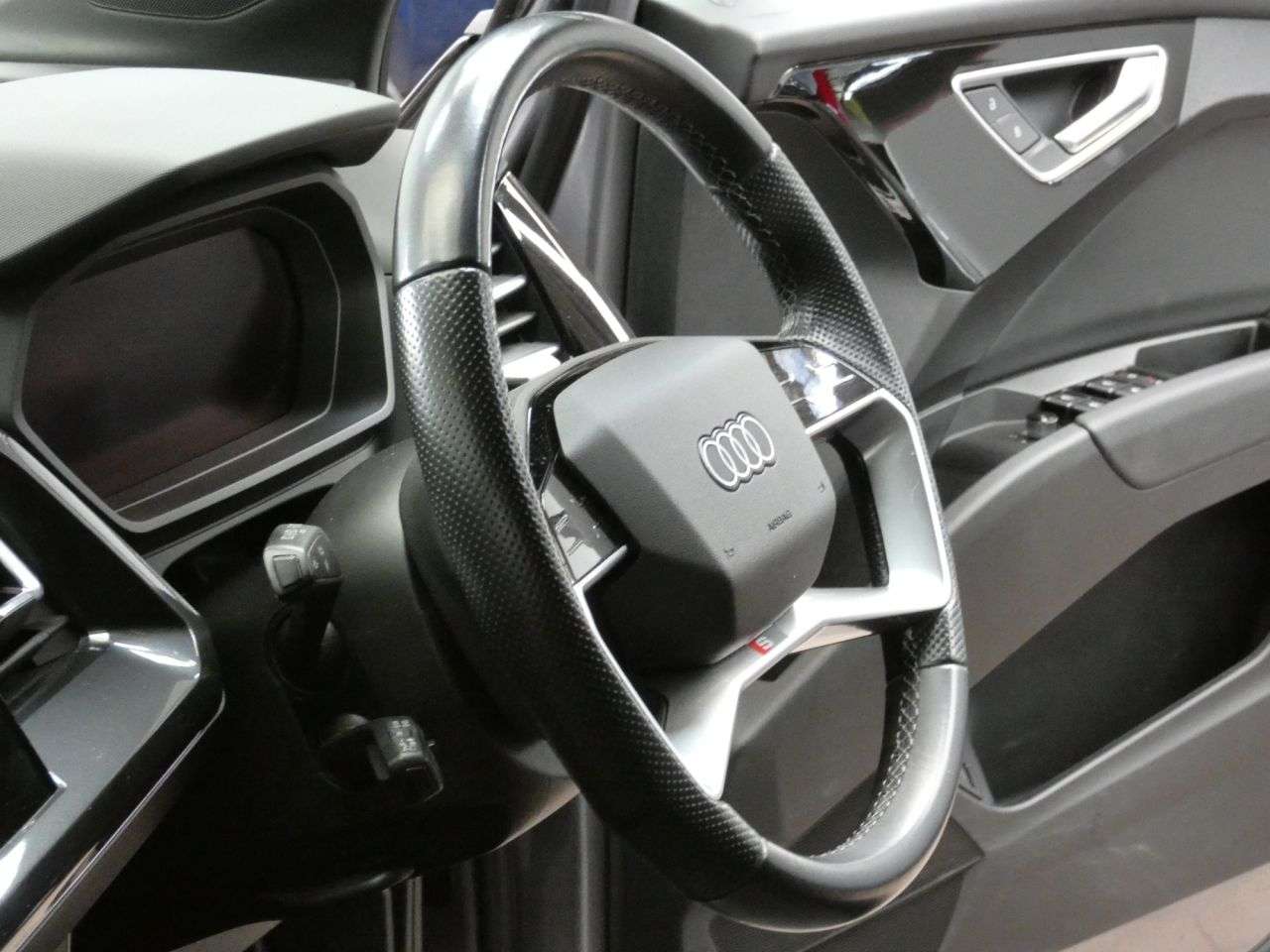 2023 AUDI Q4 E-TRON 2023 AUDI Q4 E-TRON