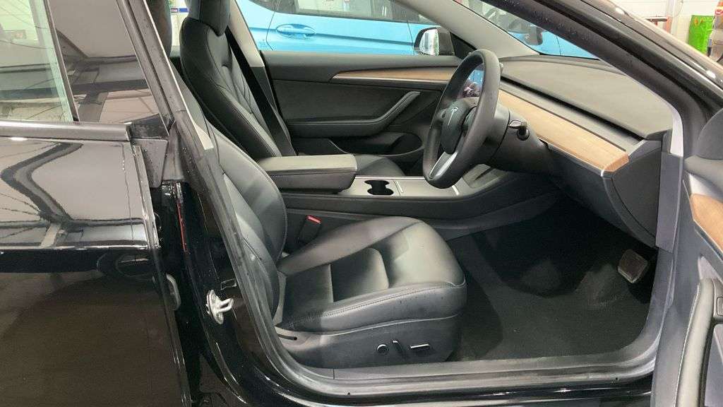 2023 TESLA MODEL 3 2023 TESLA MODEL 3