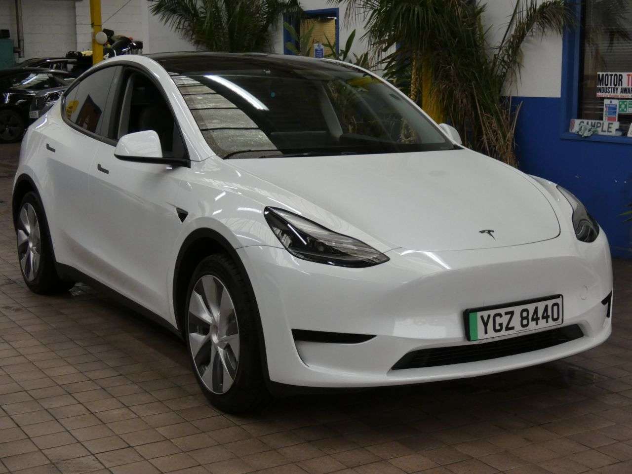 2023 TESLA MODEL Y 2023 TESLA MODEL Y