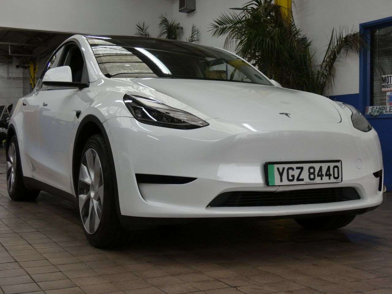 2023 TESLA MODEL Y 2023 TESLA MODEL Y