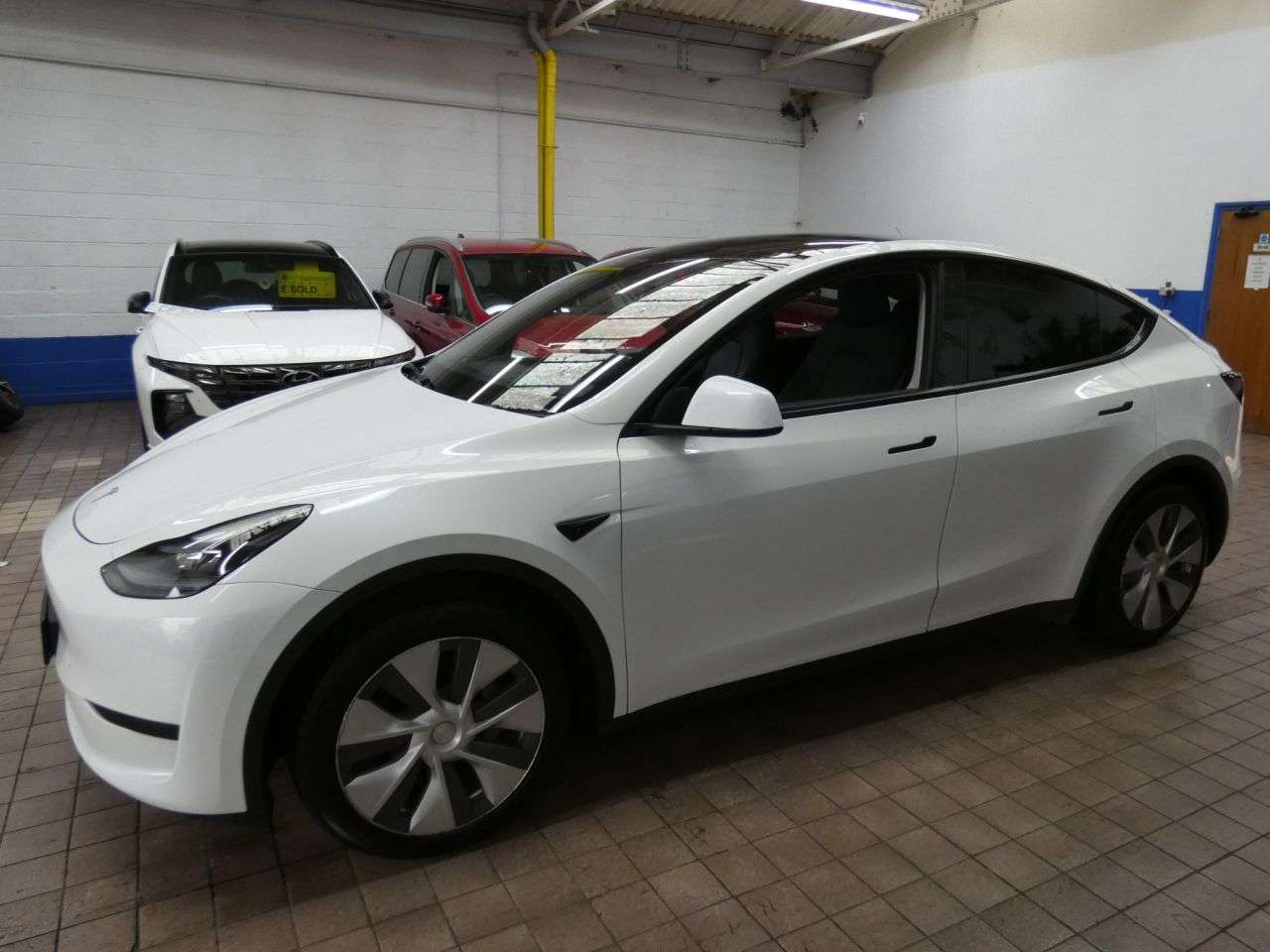 2023 TESLA MODEL Y 2023 TESLA MODEL Y