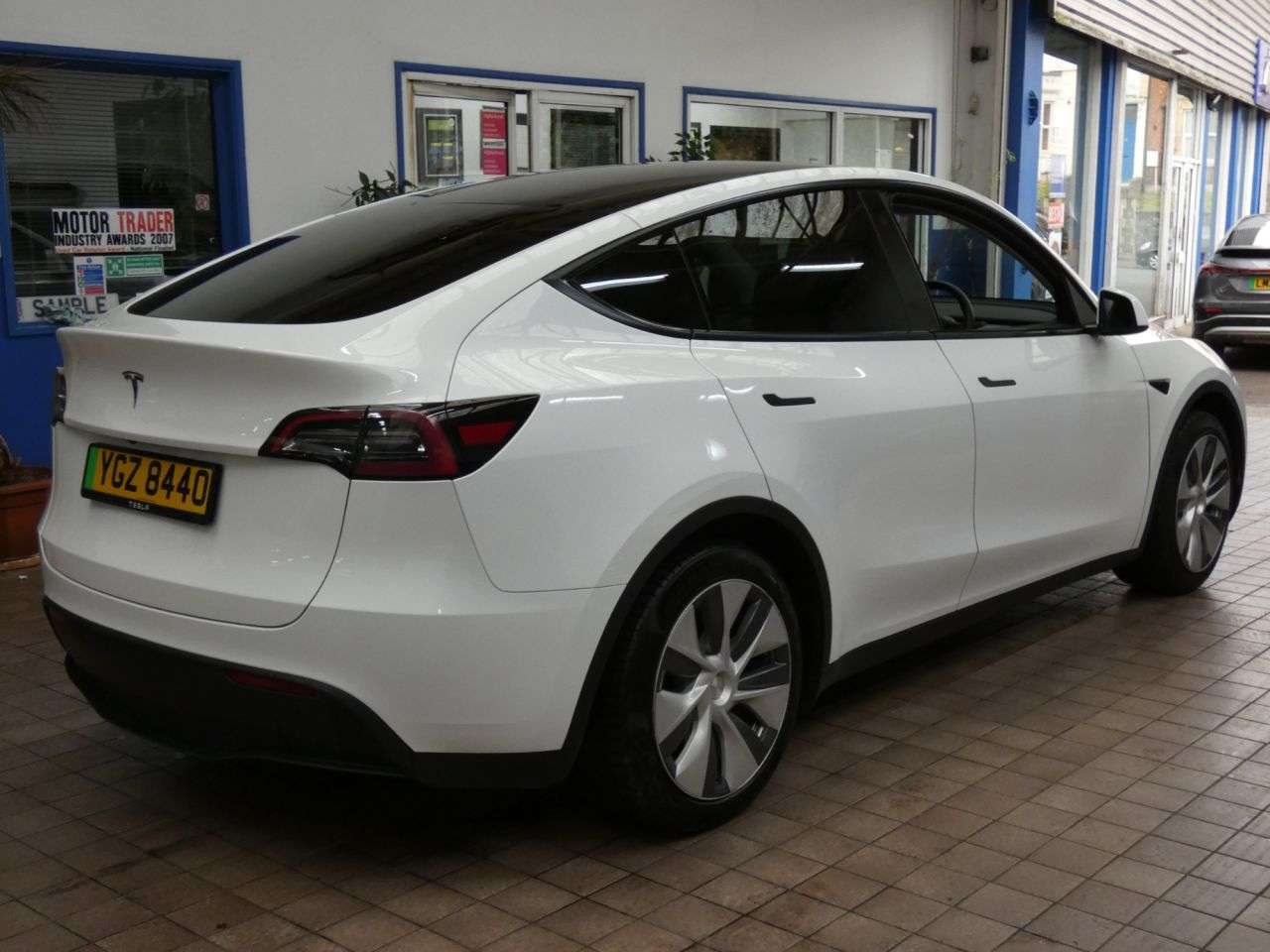 2023 TESLA MODEL Y 2023 TESLA MODEL Y