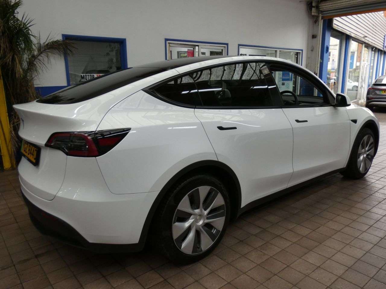 2023 TESLA MODEL Y 2023 TESLA MODEL Y
