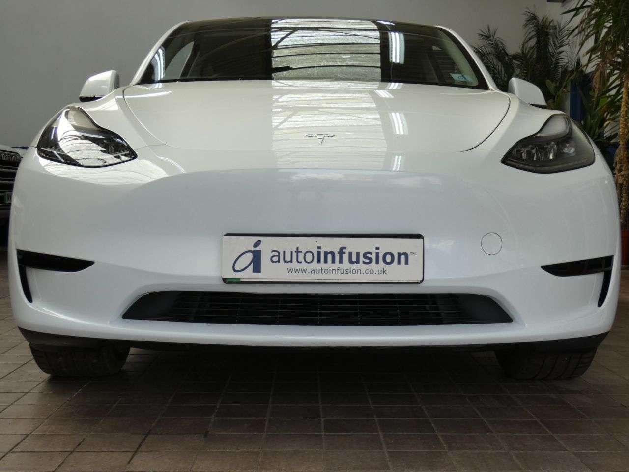 A 2023 TESLA MODEL Y SUV 5dr Electric Auto RWD (346 ps) 1 OWNER WARRANTY A 2023 TESLA MODEL Y SUV 5dr Electric Auto RWD (346 ps) 1 OWNER WARRANTY