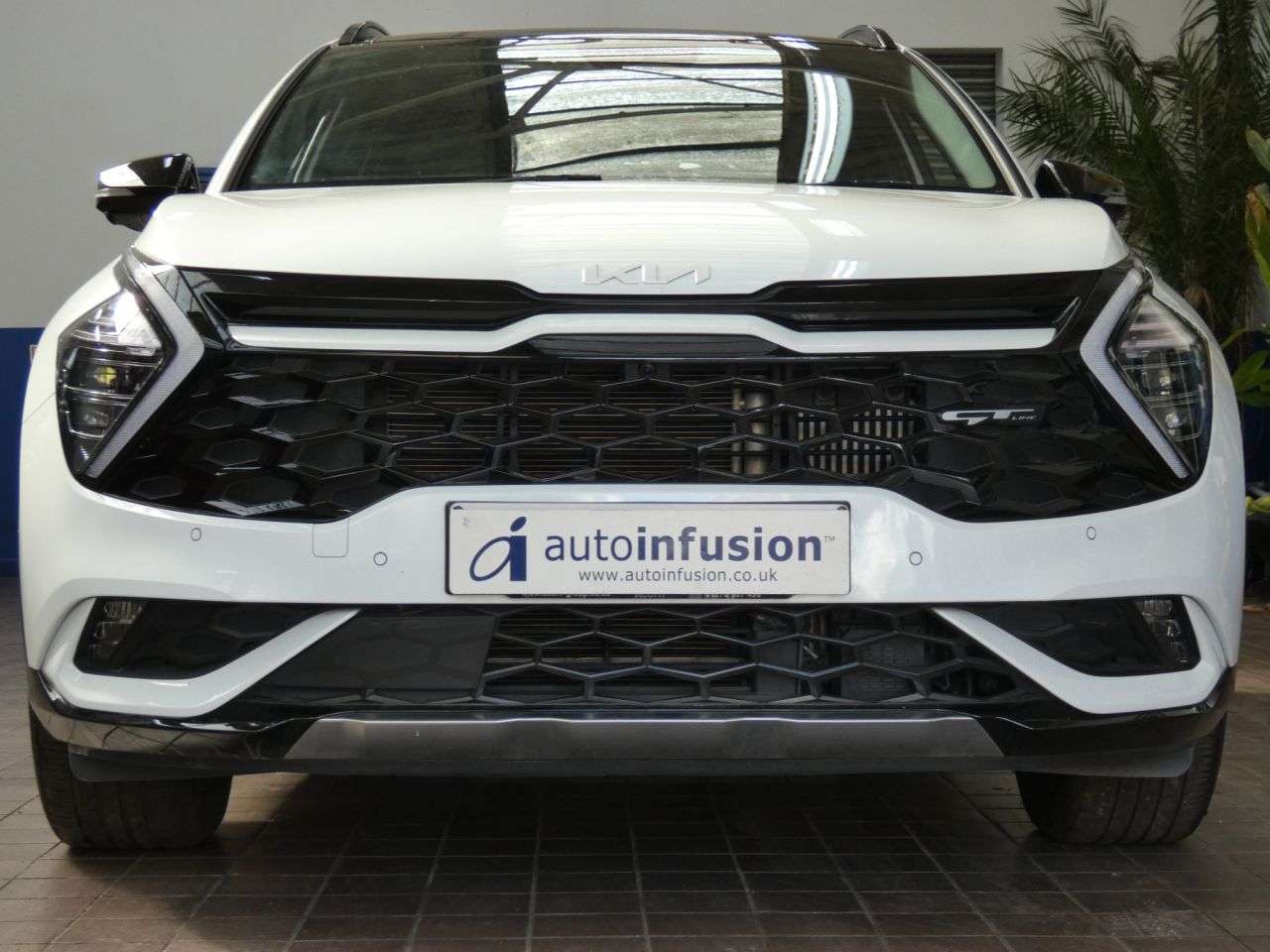 A 2022 KIA SPORTAGE 1.6 h T-GDi GT-Line S SUV 5dr Petrol Hybrid Auto Euro 6 (s/s) (226 bhp) 1 O A 2022 KIA SPORTAGE 1.6 h T-GDi GT-Line S SUV 5dr Petrol Hybrid Auto Euro 6 (s/s) (226 bhp) 1 O