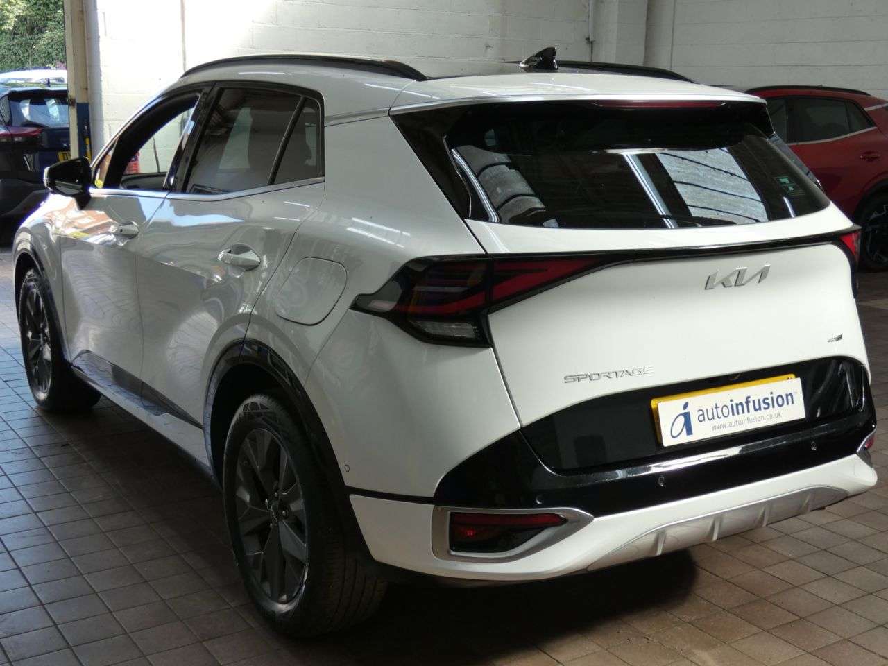 A 2022 KIA SPORTAGE 1.6 h T-GDi GT-Line S SUV 5dr Petrol Hybrid Auto Euro 6 (s/s) (226 bhp) 1 O A 2022 KIA SPORTAGE 1.6 h T-GDi GT-Line S SUV 5dr Petrol Hybrid Auto Euro 6 (s/s) (226 bhp) 1 O