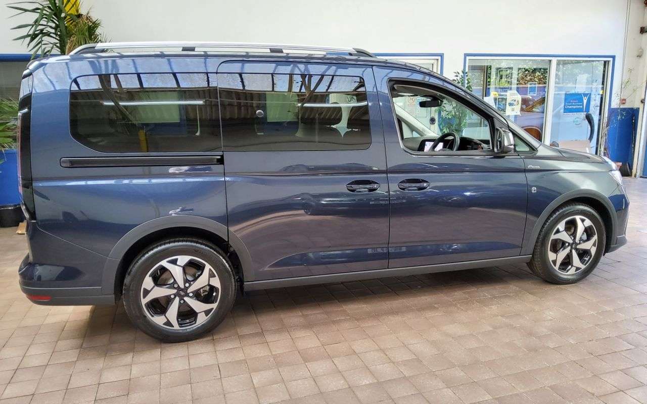 2025 FORD TOURNEO CONNECT 2025 FORD TOURNEO CONNECT
