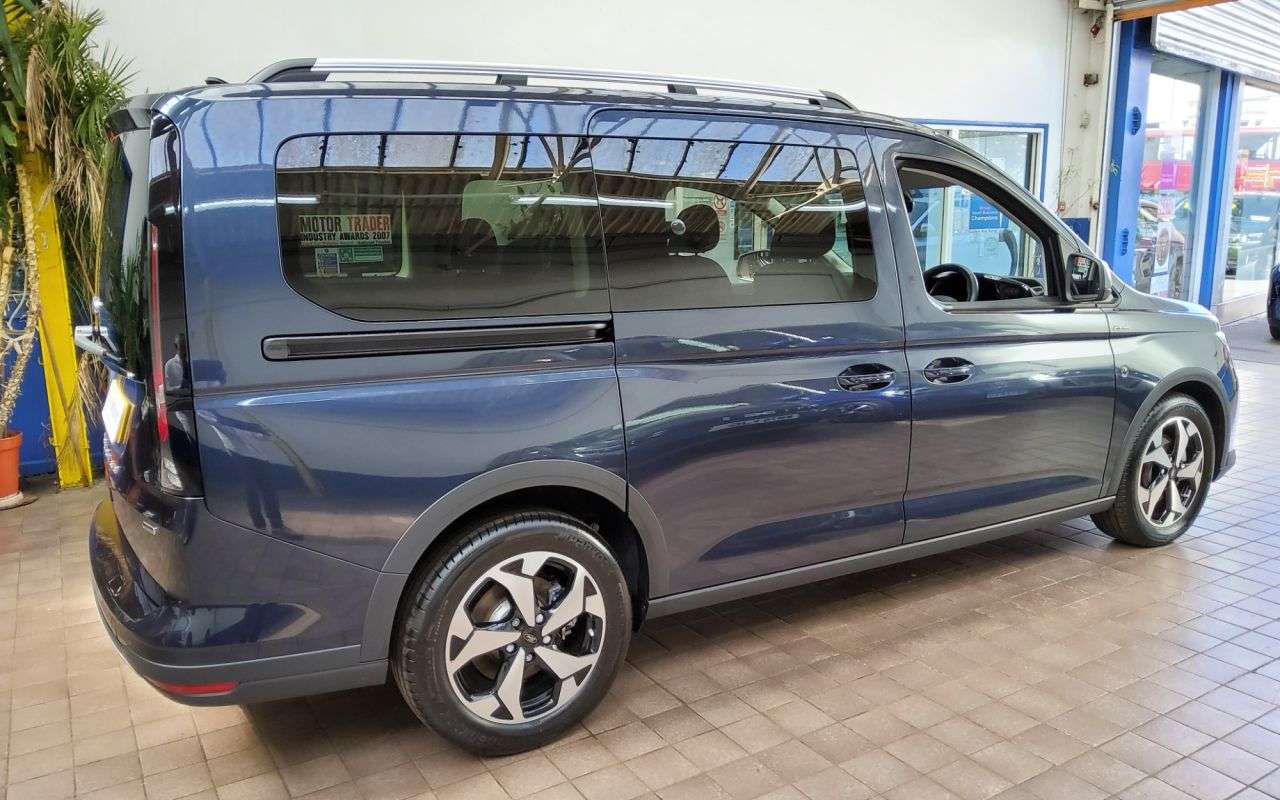 2025 FORD TOURNEO CONNECT 2025 FORD TOURNEO CONNECT