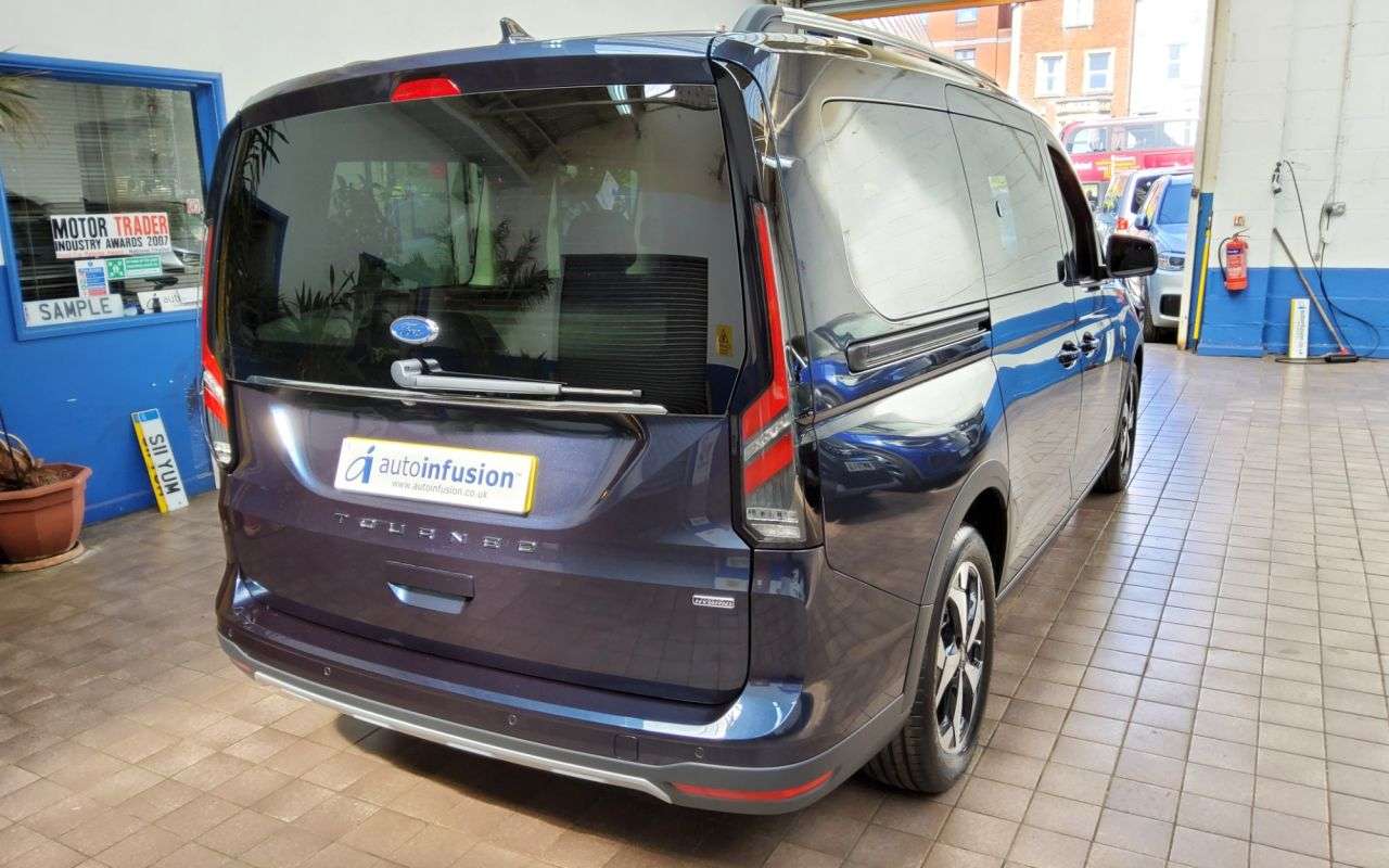 2025 FORD TOURNEO CONNECT 2025 FORD TOURNEO CONNECT