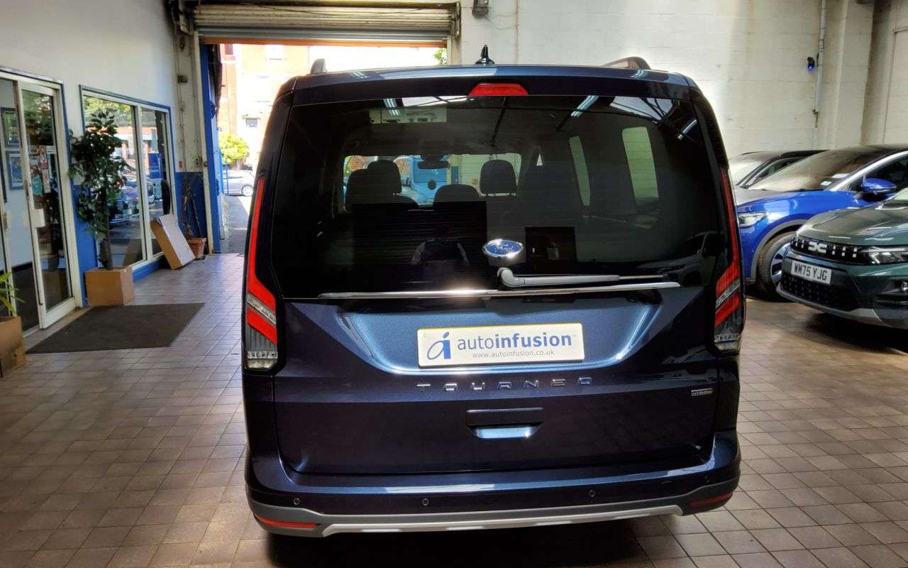 2025 FORD TOURNEO CONNECT 2025 FORD TOURNEO CONNECT