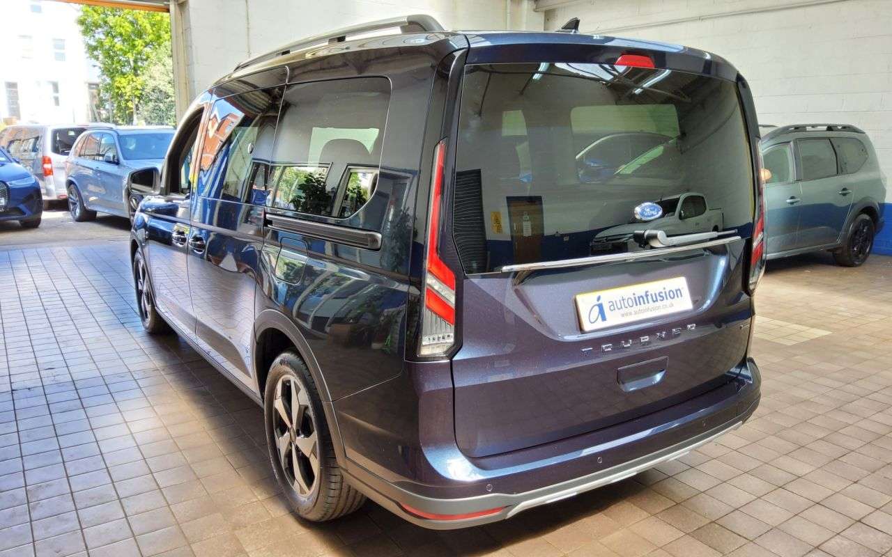 2025 FORD TOURNEO CONNECT 2025 FORD TOURNEO CONNECT