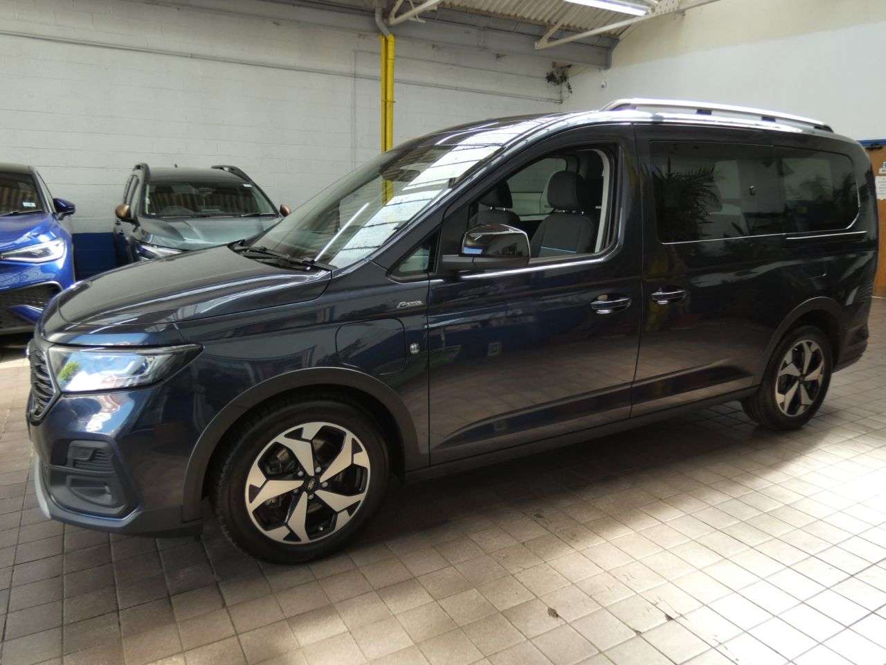 2025 FORD TOURNEO CONNECT 2025 FORD TOURNEO CONNECT