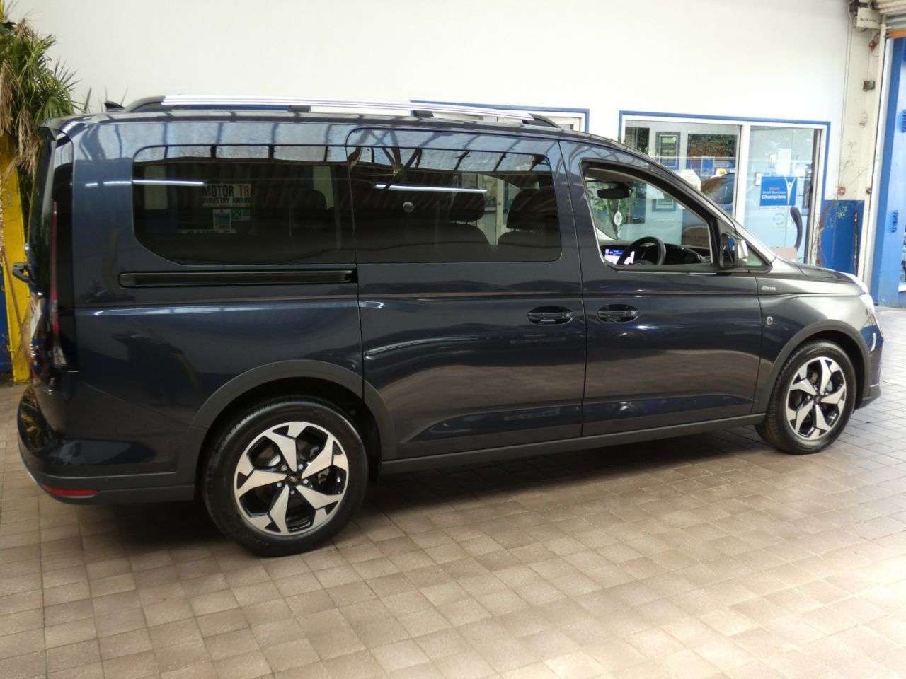 2025 FORD TOURNEO CONNECT 2025 FORD TOURNEO CONNECT