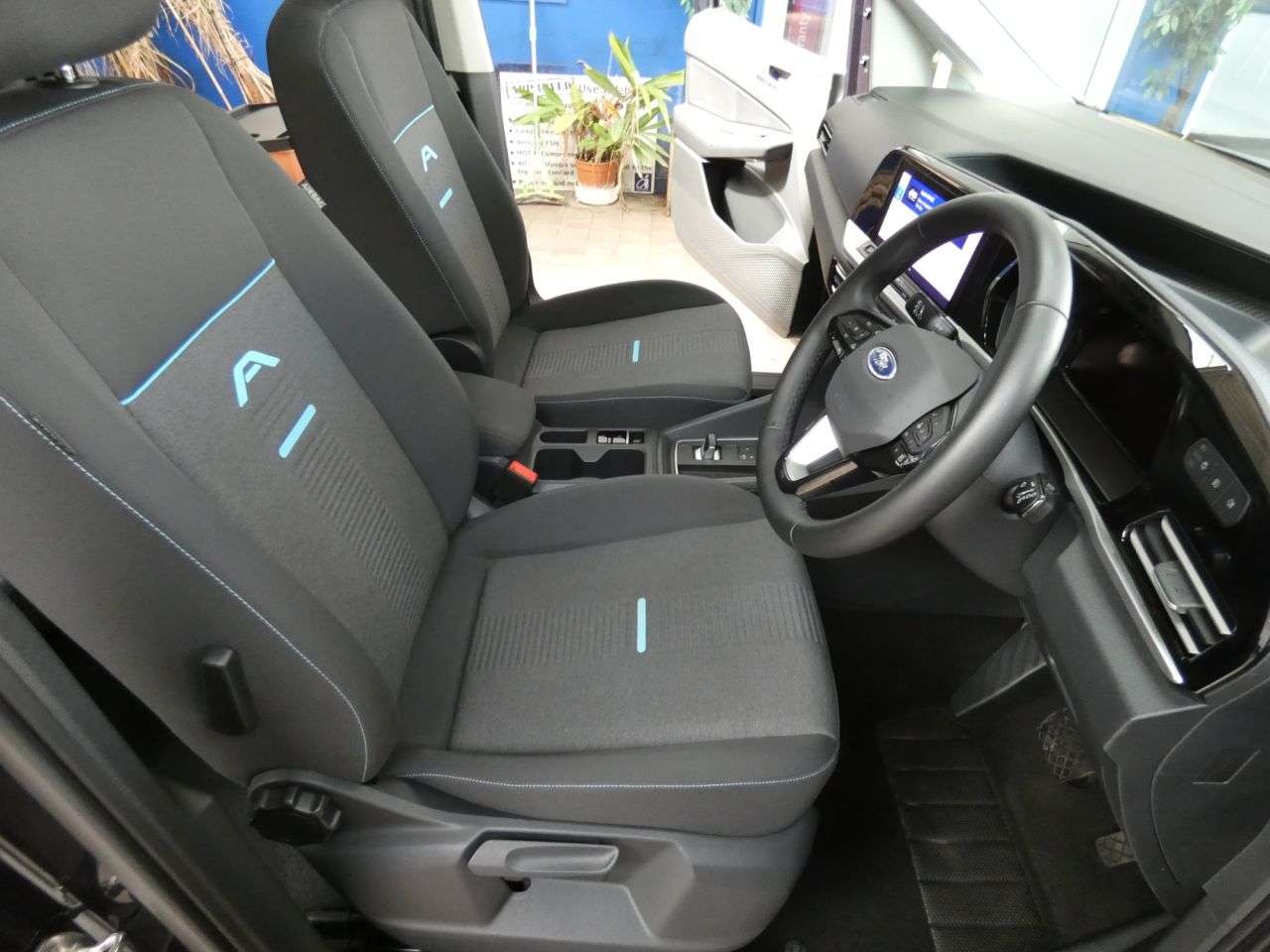 2025 FORD TOURNEO CONNECT 2025 FORD TOURNEO CONNECT
