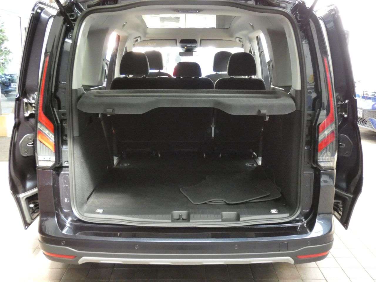 2025 FORD TOURNEO CONNECT 2025 FORD TOURNEO CONNECT