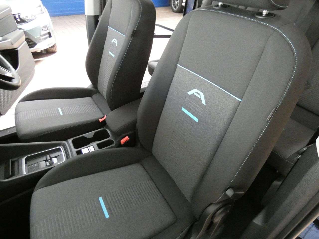 2025 FORD TOURNEO CONNECT 2025 FORD TOURNEO CONNECT