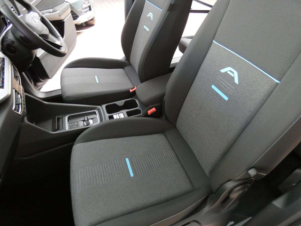2025 FORD TOURNEO CONNECT 2025 FORD TOURNEO CONNECT