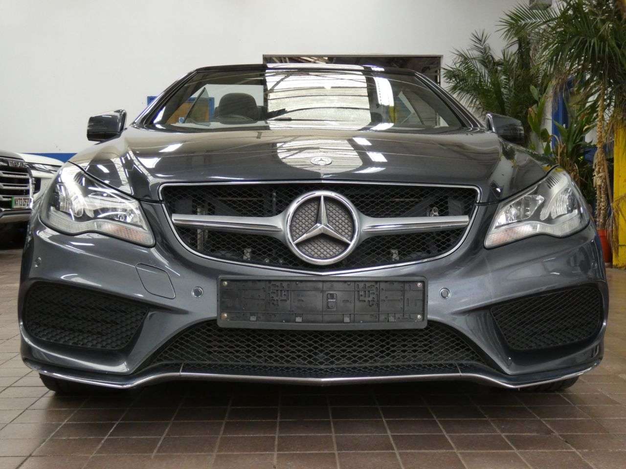 A 2014 MERCEDES-BENZ E-CLASS 2.0 E200 AMG Line Cabriolet 2dr Petrol G-Tronic+ Euro 6 (s/s) (184 ps) STUN A 2014 MERCEDES-BENZ E-CLASS 2.0 E200 AMG Line Cabriolet 2dr Petrol G-Tronic+ Euro 6 (s/s) (184 ps) STUN