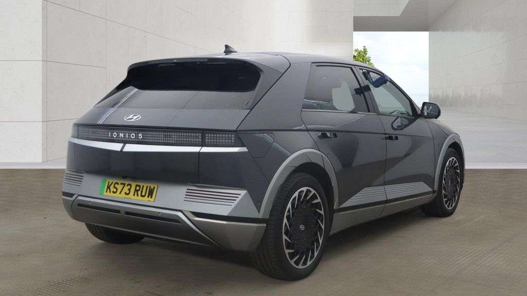 A 2023 HYUNDAI IONIQ 5 77kWh Ultimate Hatchback 5dr Electric Auto (228 ps) Sat Nav, Smart Phone Co A 2023 HYUNDAI IONIQ 5 77kWh Ultimate Hatchback 5dr Electric Auto (228 ps) Sat Nav, Smart Phone Co