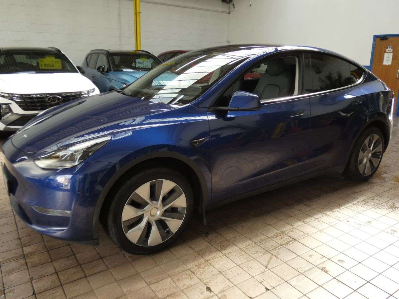 2023 TESLA MODEL Y 2023 TESLA MODEL Y