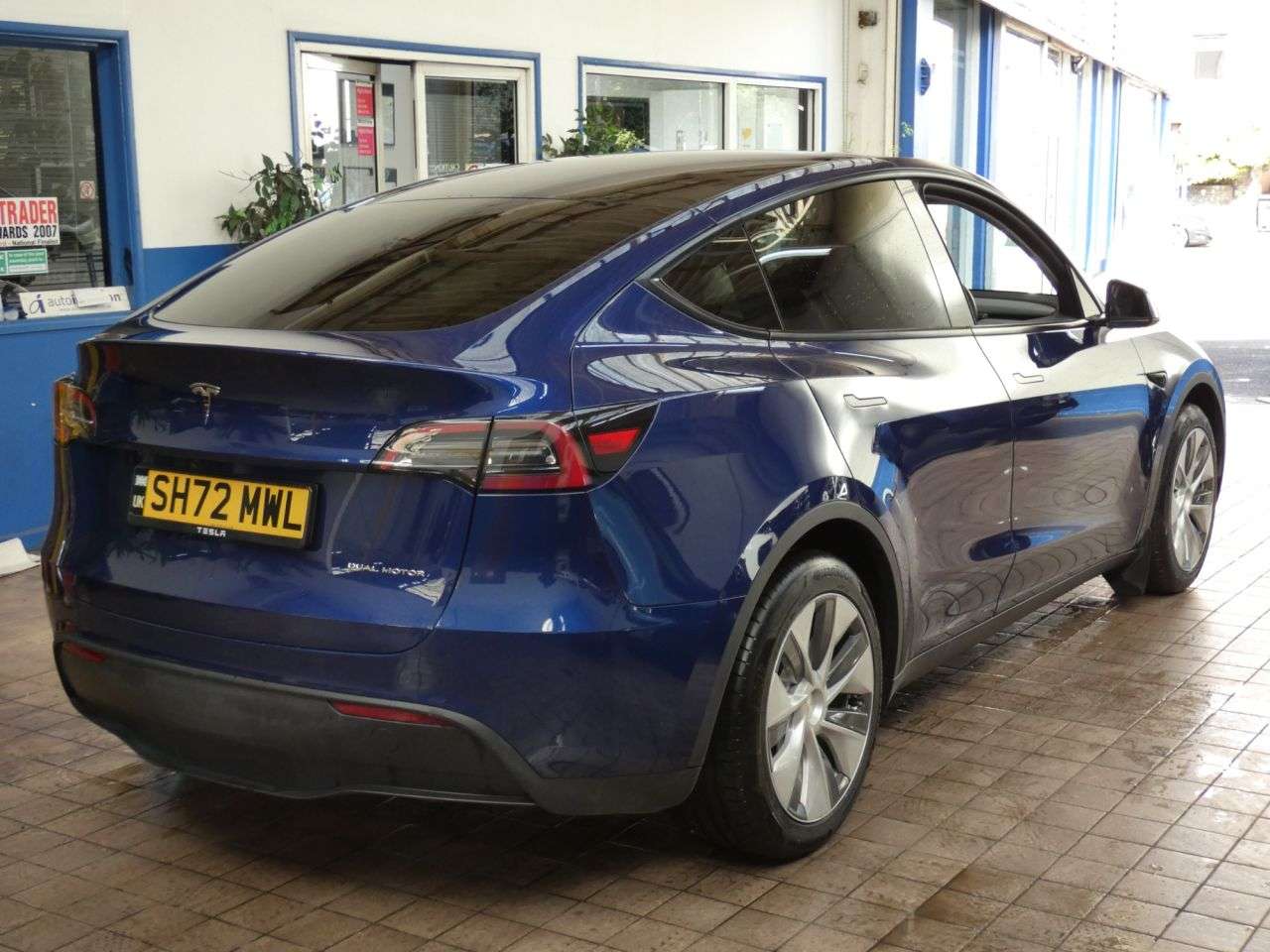 2023 TESLA MODEL Y 2023 TESLA MODEL Y