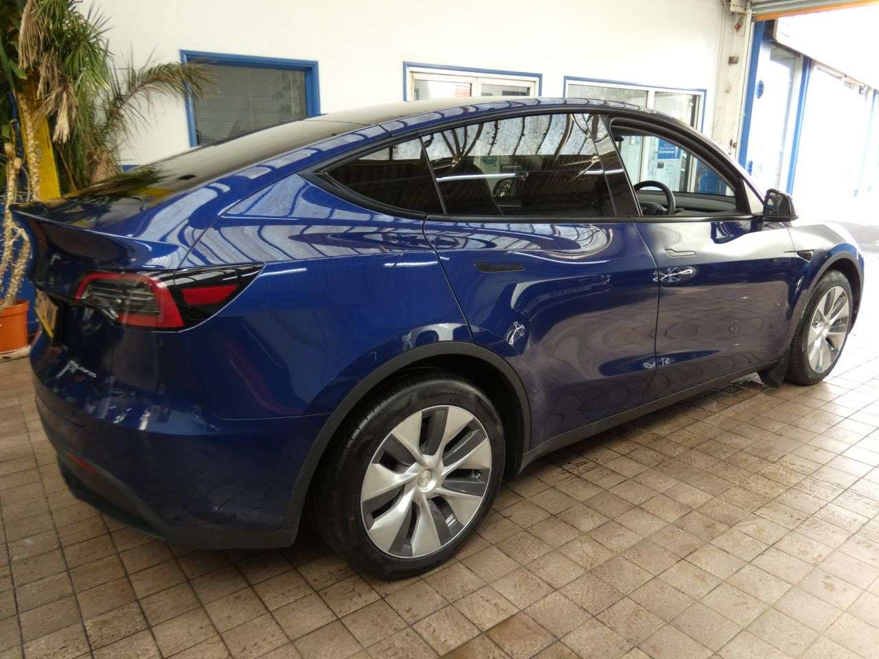 2023 TESLA MODEL Y 2023 TESLA MODEL Y