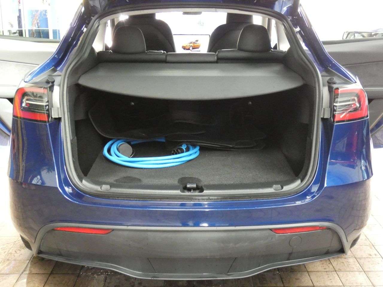 2023 TESLA MODEL Y 2023 TESLA MODEL Y