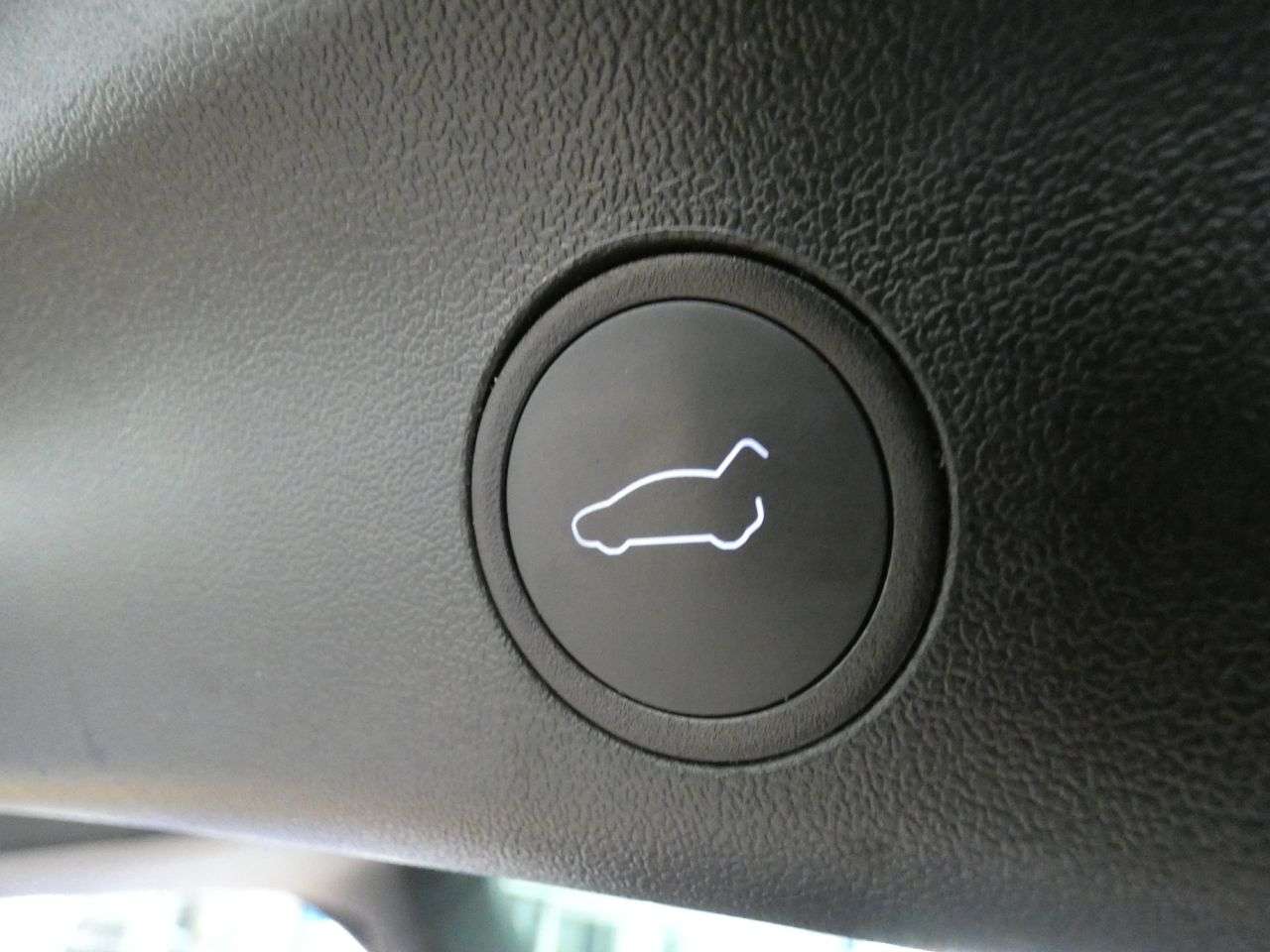 2023 TESLA MODEL Y 2023 TESLA MODEL Y