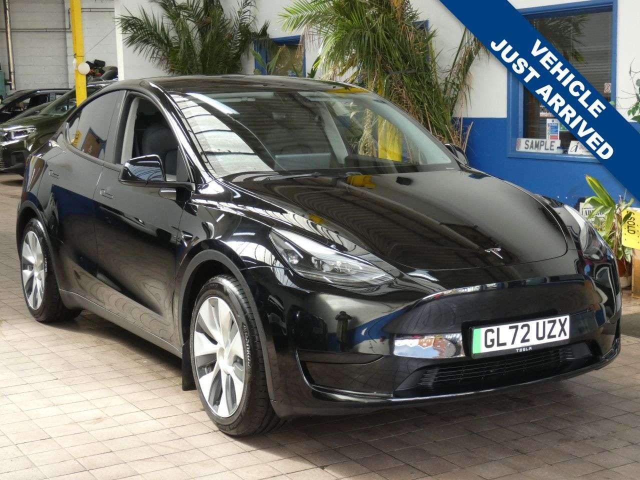 A 2022 TESLA MODEL Y SUV 5dr Electric Auto RWD (346 ps) ALL TESLA UPDATES & SERVICING DONE A 2022 TESLA MODEL Y SUV 5dr Electric Auto RWD (346 ps) ALL TESLA UPDATES & SERVICING DONE