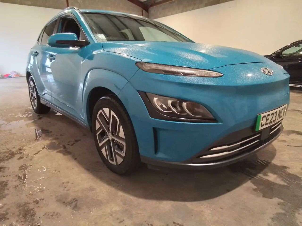 A 2023 HYUNDAI KONA 64kWh Premium SUV 5dr Electric Auto (10.5kW Charger) (204 ps) LOW MILES EXC A 2023 HYUNDAI KONA 64kWh Premium SUV 5dr Electric Auto (10.5kW Charger) (204 ps) LOW MILES EXC