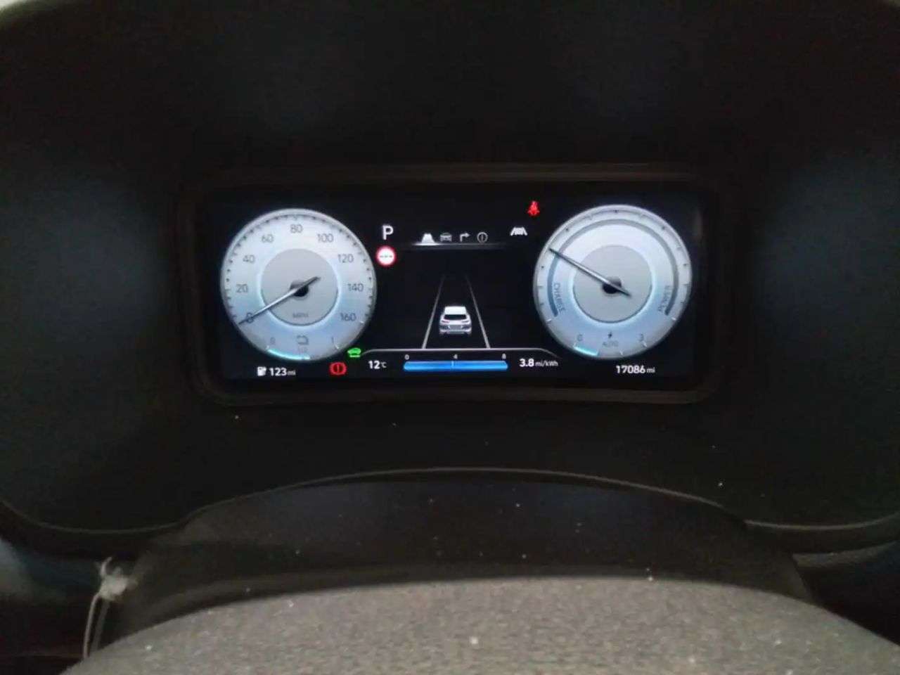 A 2023 HYUNDAI KONA 64kWh Premium SUV 5dr Electric Auto (10.5kW Charger) (204 ps) LOW MILES EXC A 2023 HYUNDAI KONA 64kWh Premium SUV 5dr Electric Auto (10.5kW Charger) (204 ps) LOW MILES EXC