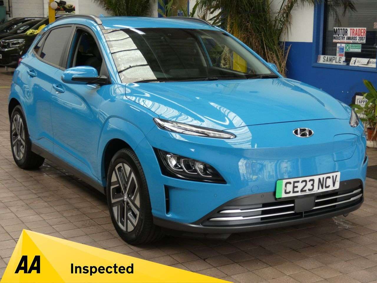 A 2023 HYUNDAI KONA 64kWh Premium SUV 5dr Electric Auto (10.5kW Charger) (204 ps) LOW MILES EXC A 2023 HYUNDAI KONA 64kWh Premium SUV 5dr Electric Auto (10.5kW Charger) (204 ps) LOW MILES EXC