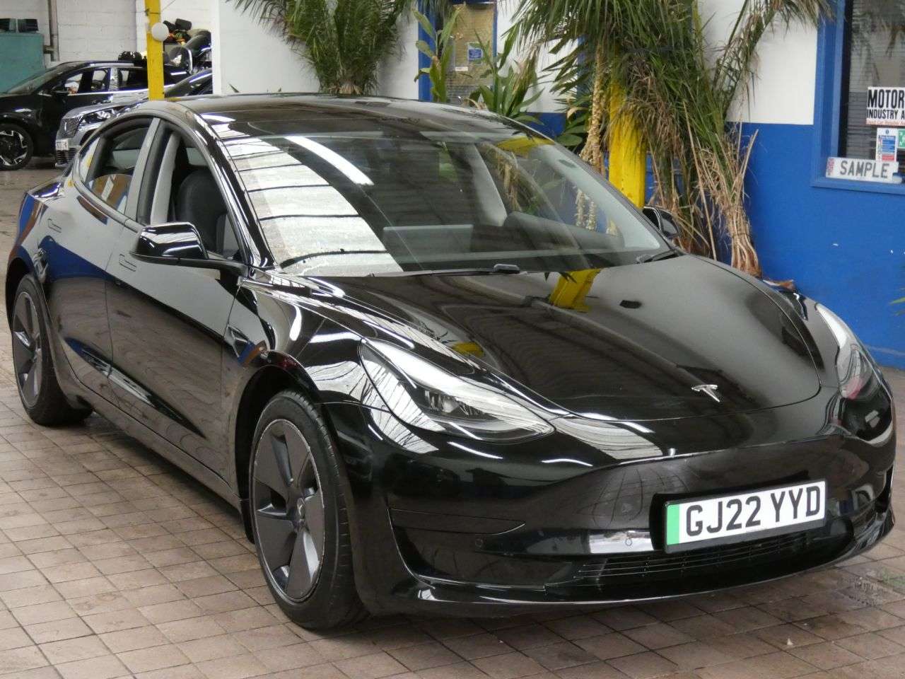 A 2022 TESLA MODEL 3 Standard Range Plus Saloon 4dr Electric Auto RWD (241 bhp) FULLY INSPECTED A 2022 TESLA MODEL 3 Standard Range Plus Saloon 4dr Electric Auto RWD (241 bhp) FULLY INSPECTED