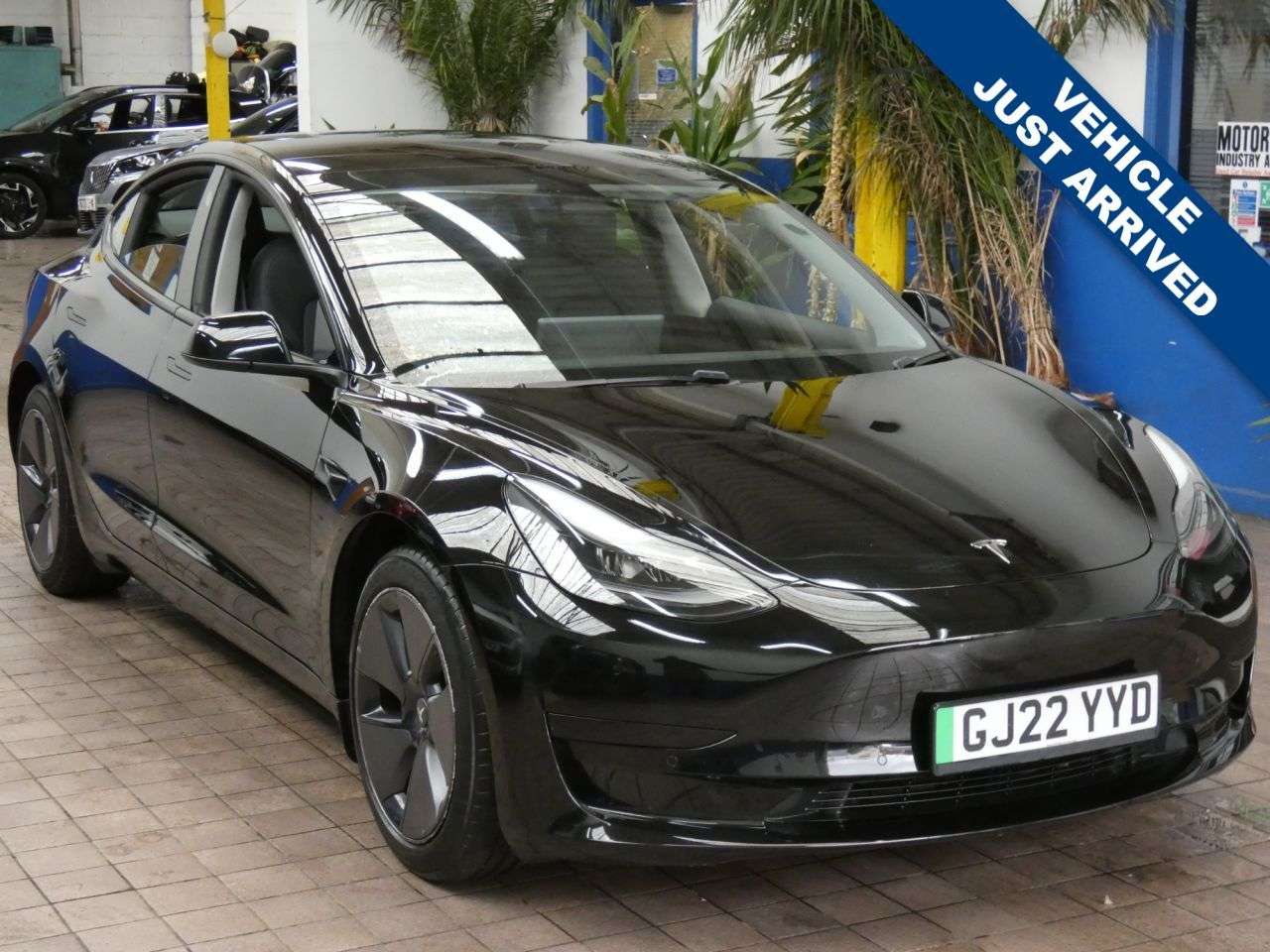 A 2022 TESLA MODEL 3 Standard Range Plus Saloon 4dr Electric Auto RWD (241 bhp) FULLY INSPECTED A 2022 TESLA MODEL 3 Standard Range Plus Saloon 4dr Electric Auto RWD (241 bhp) FULLY INSPECTED
