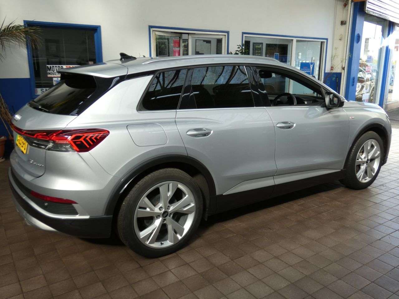 2023 AUDI Q4 E-TRON 2023 AUDI Q4 E-TRON
