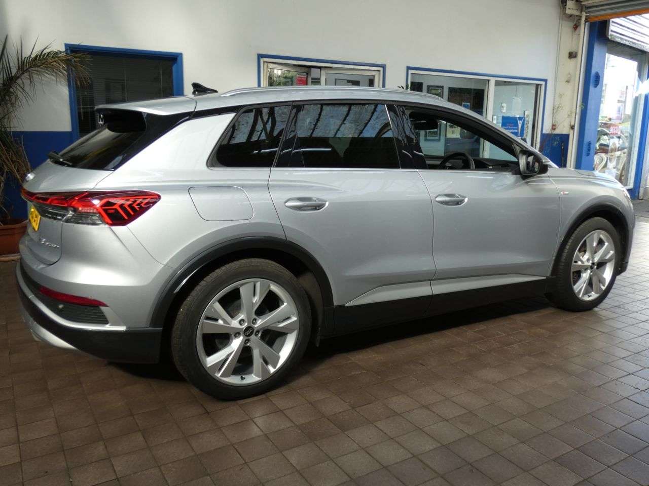 2023 AUDI Q4 E-TRON 2023 AUDI Q4 E-TRON