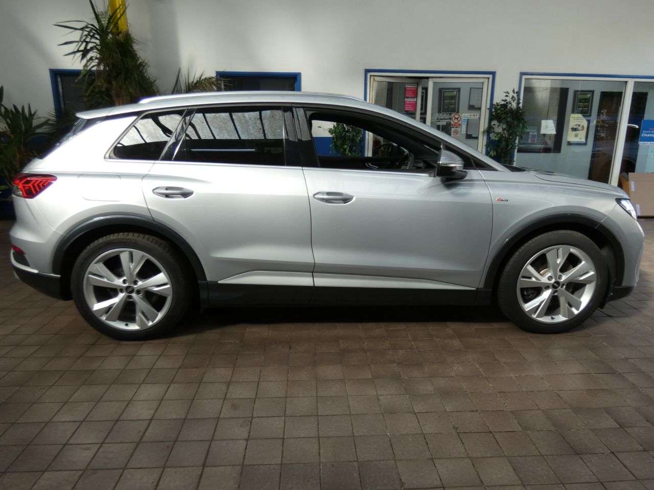 2023 AUDI Q4 E-TRON 2023 AUDI Q4 E-TRON