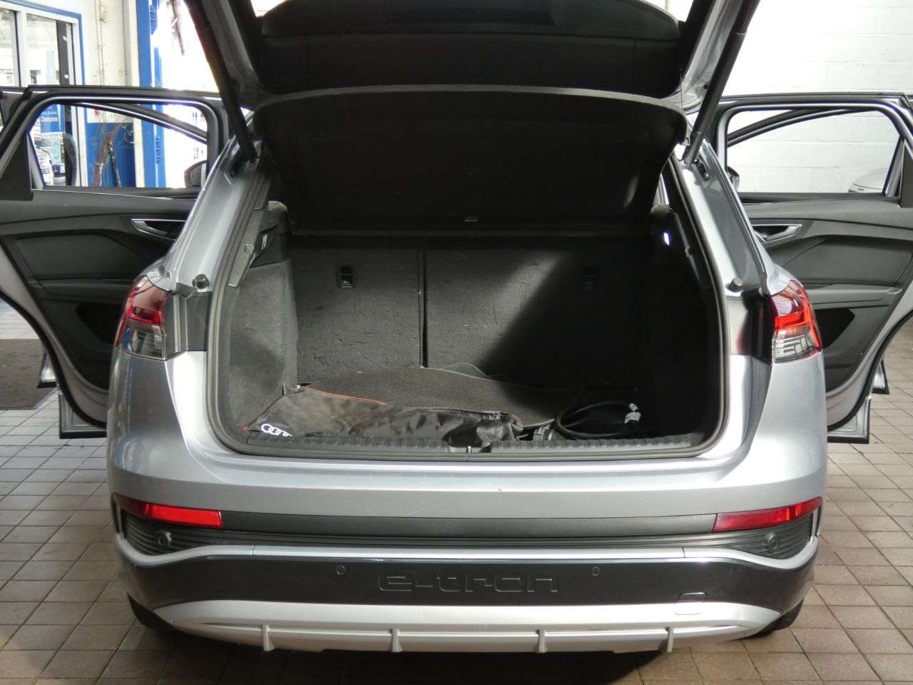 2023 AUDI Q4 E-TRON 2023 AUDI Q4 E-TRON