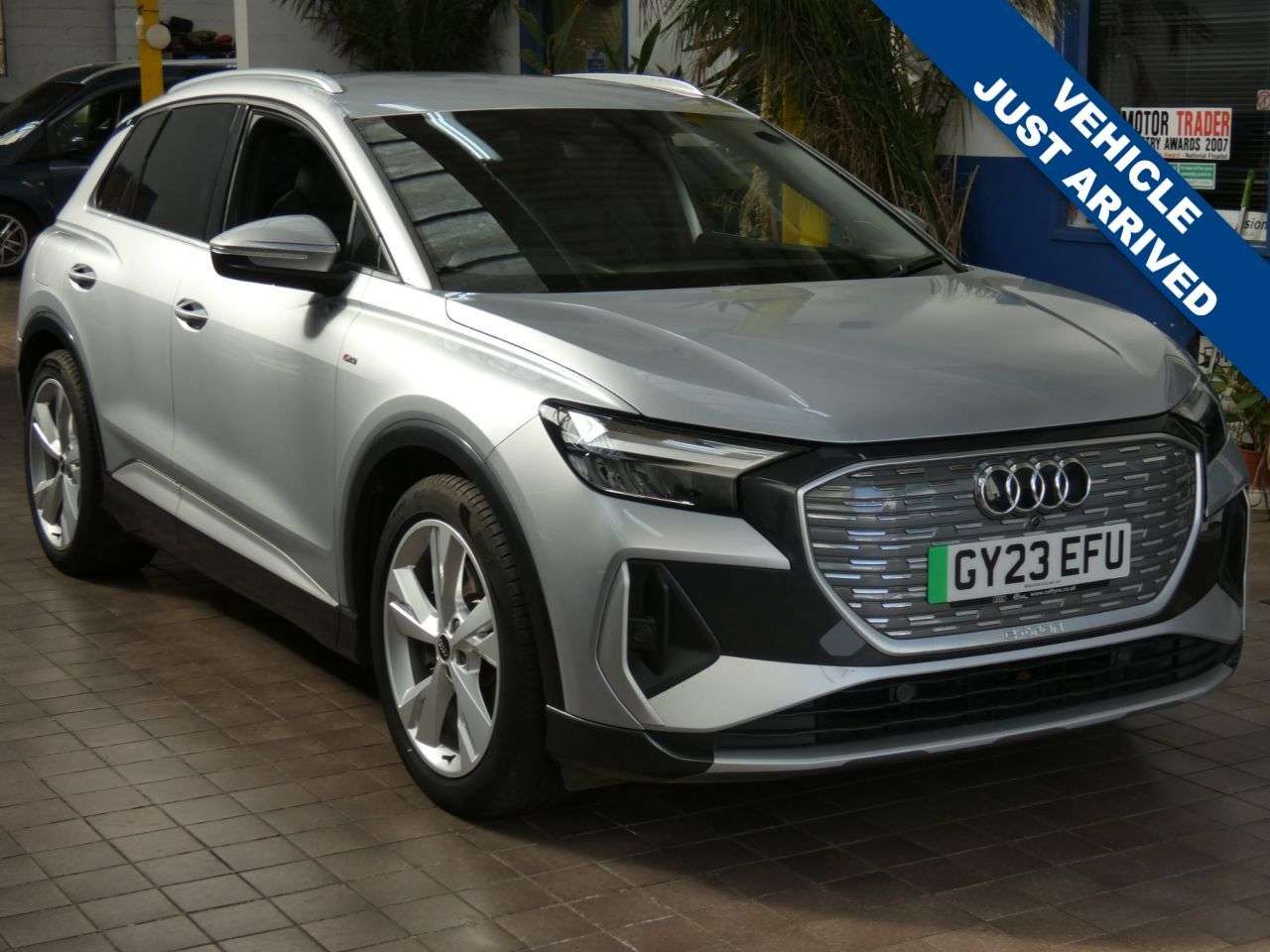 A 2023 AUDI Q4 E-TRON 40 S line SUV 5dr Electric Auto 82kWh (204 ps) STUNNING EXAMPLE 1 OWNER WAR A 2023 AUDI Q4 E-TRON 40 S line SUV 5dr Electric Auto 82kWh (204 ps) STUNNING EXAMPLE 1 OWNER WAR