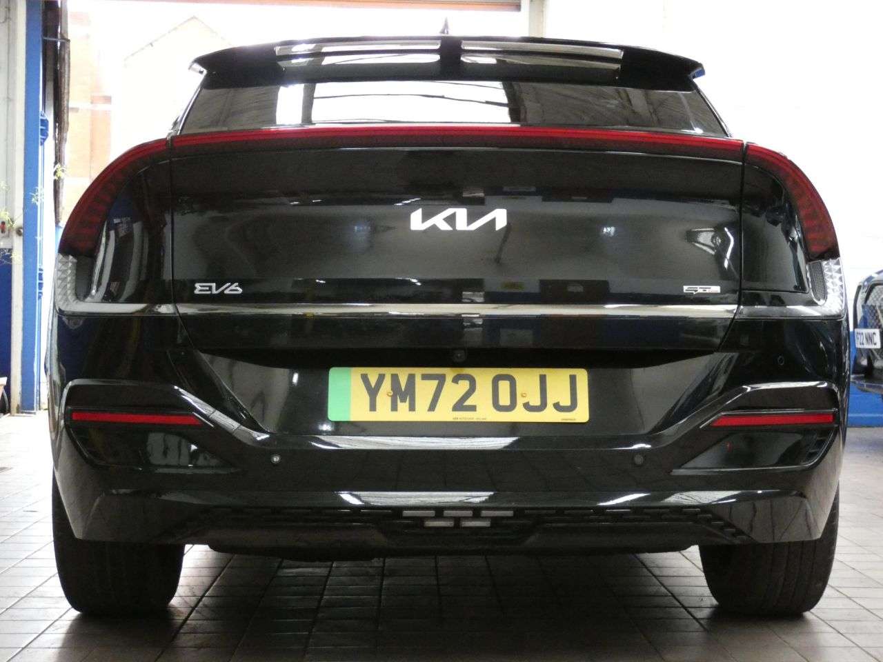 2023 KIA EV6 2023 KIA EV6