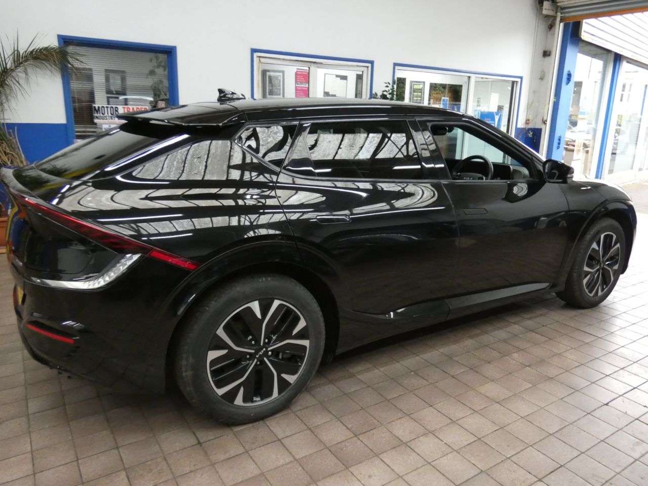 2023 KIA EV6 2023 KIA EV6