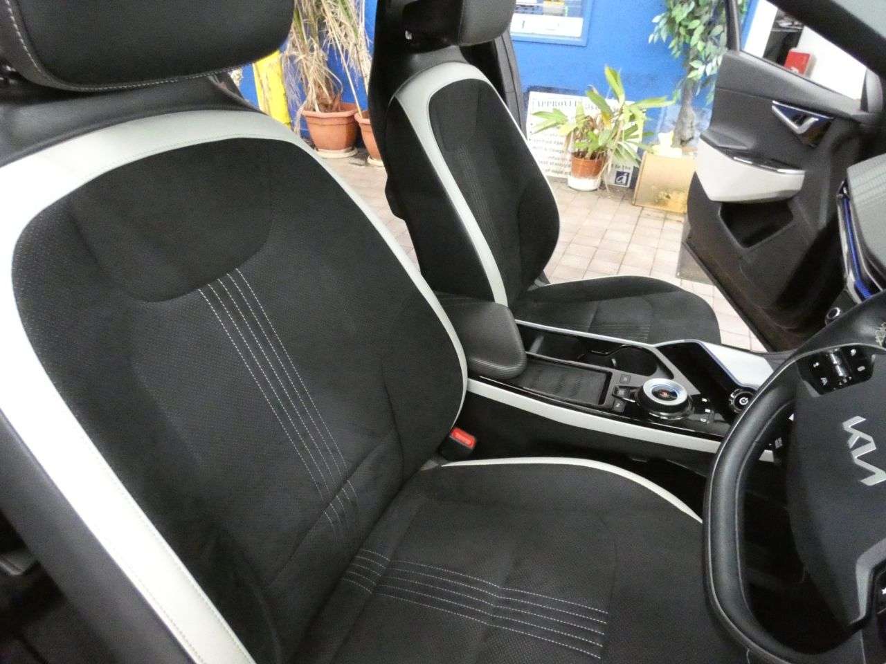 2023 KIA EV6 2023 KIA EV6