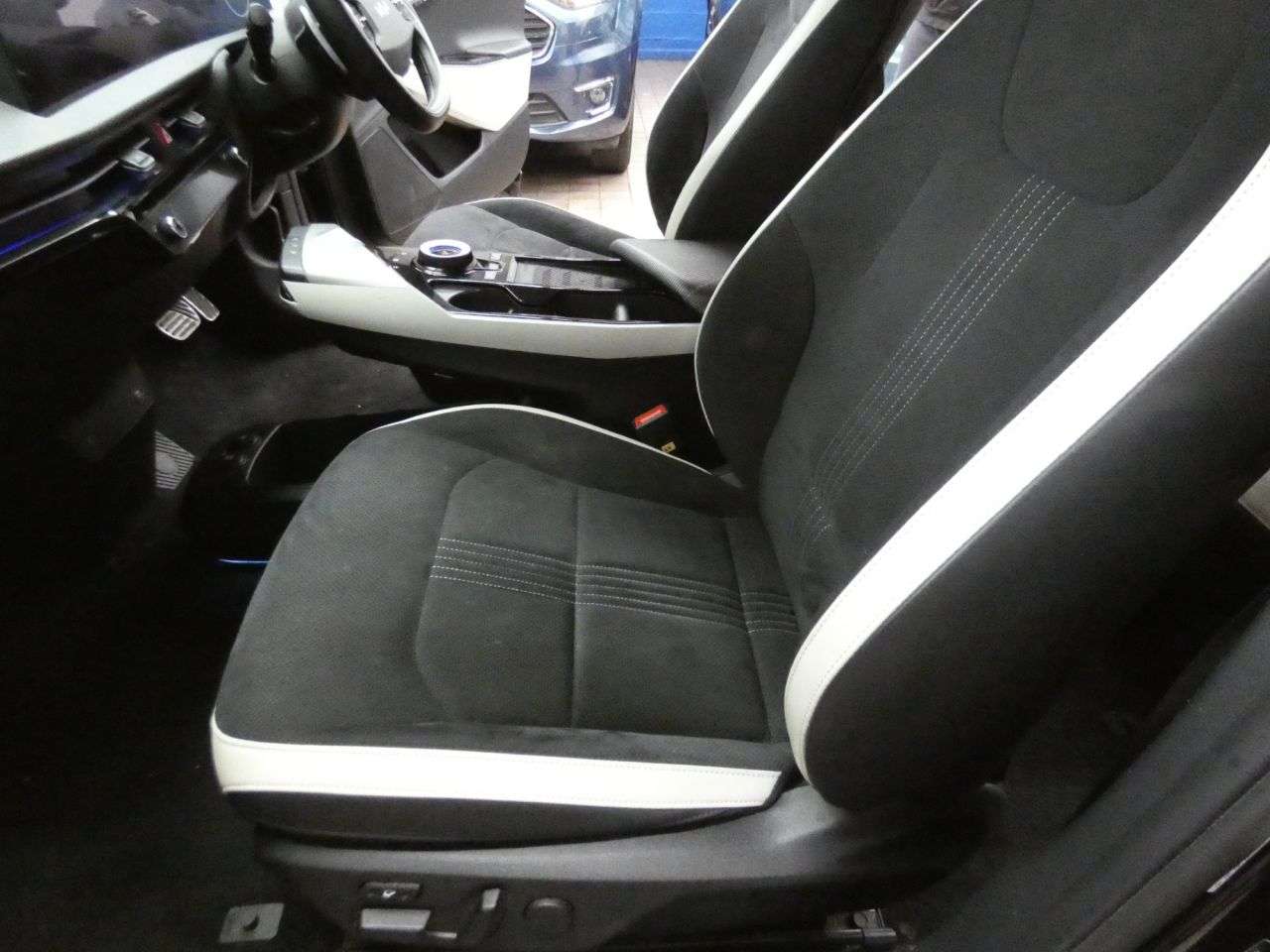 2023 KIA EV6 2023 KIA EV6