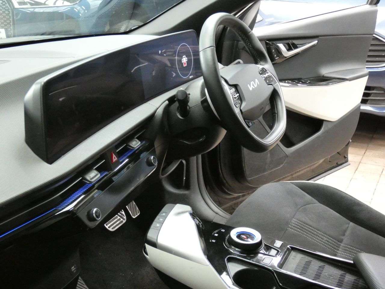 2023 KIA EV6 2023 KIA EV6