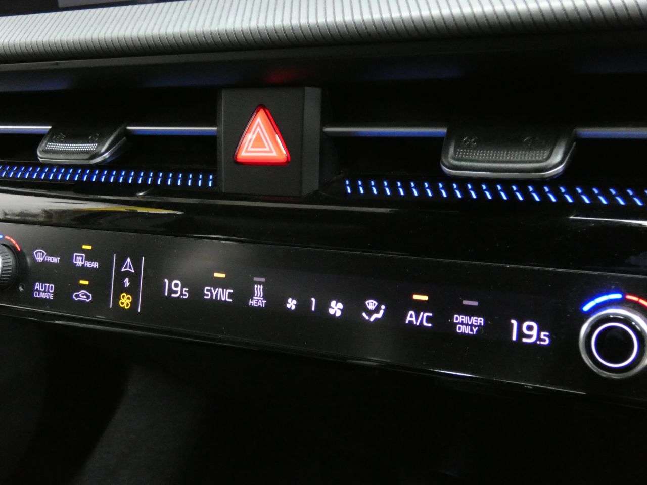 2023 KIA EV6 2023 KIA EV6