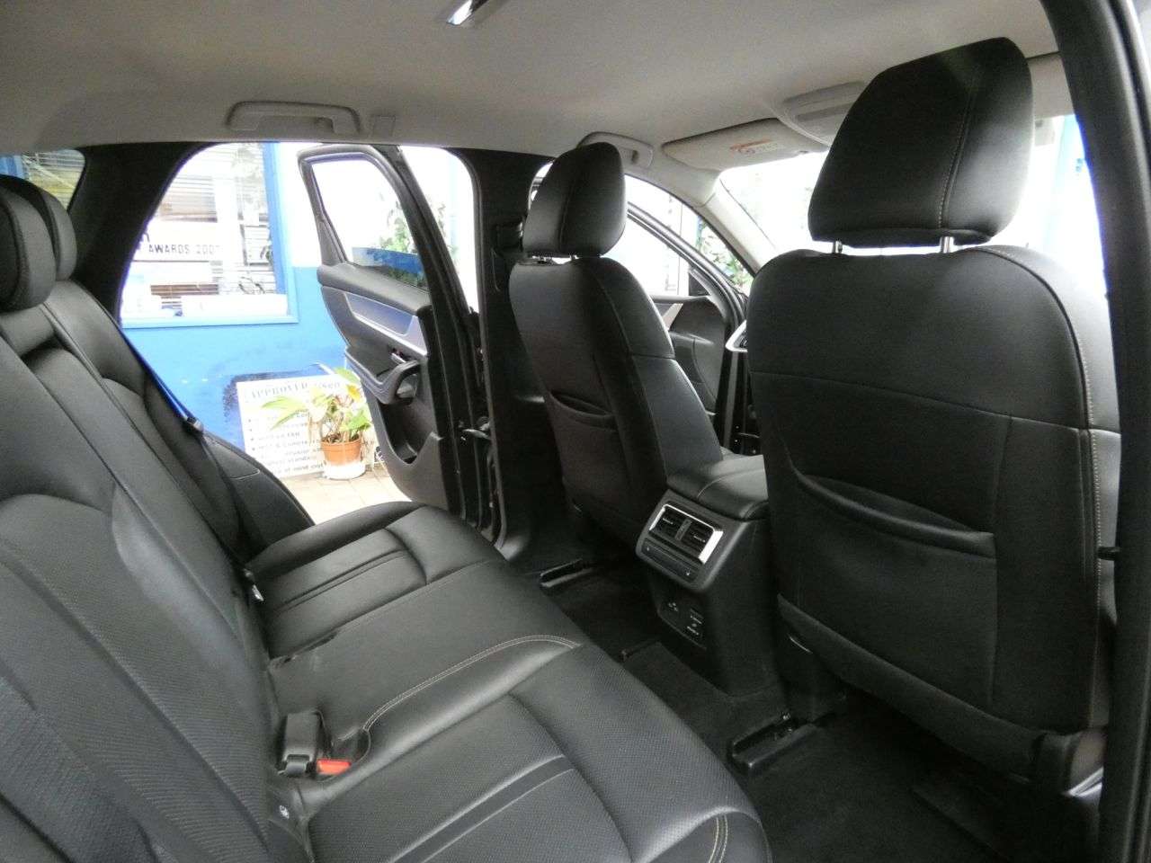 2023 MAZDA CX-60 2023 MAZDA CX-60