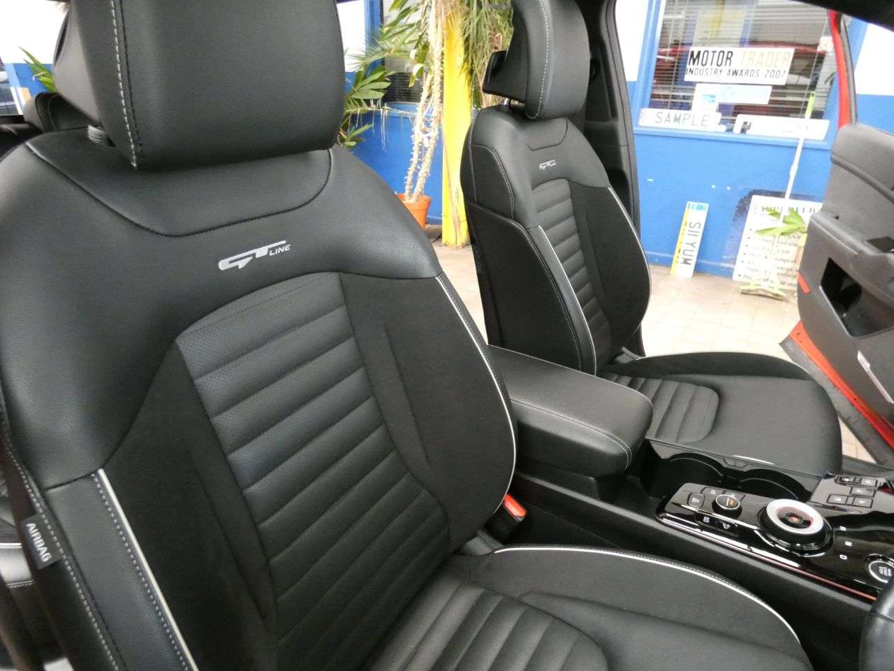 2023 KIA SPORTAGE 2023 KIA SPORTAGE