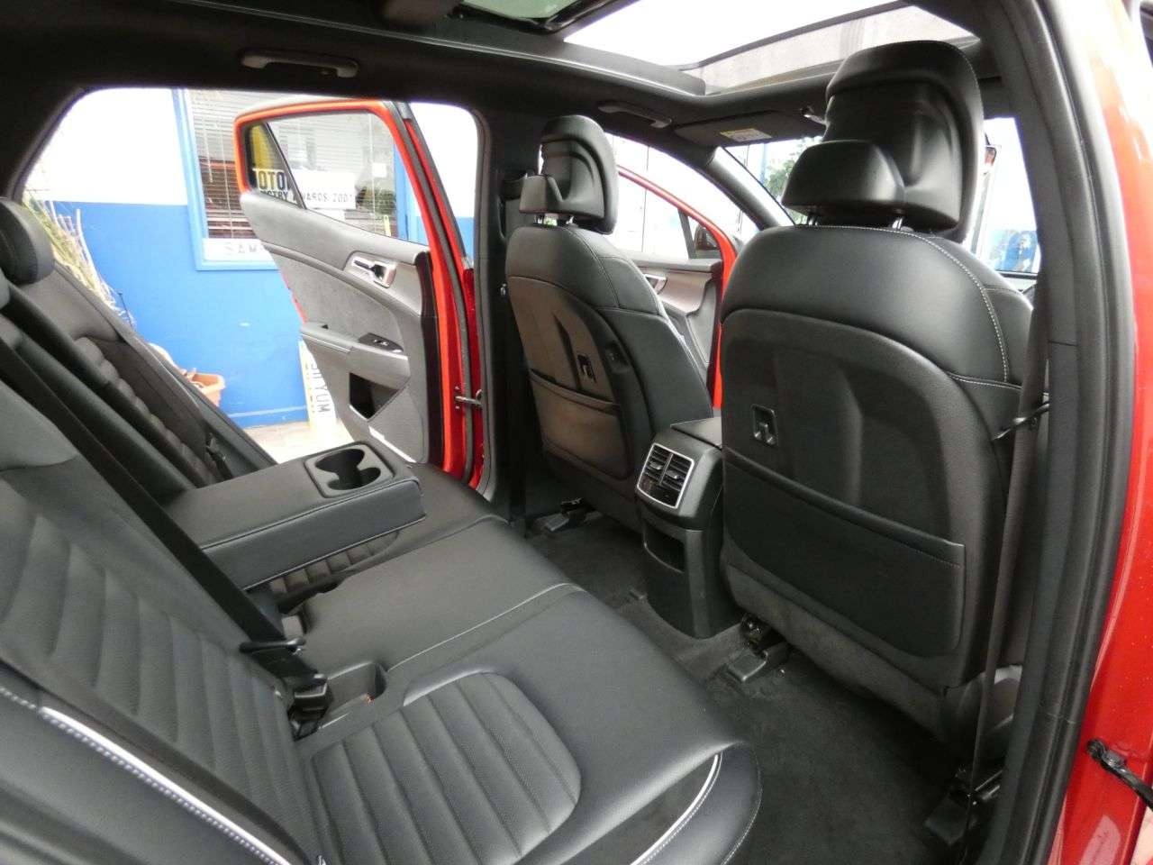 2023 KIA SPORTAGE 2023 KIA SPORTAGE