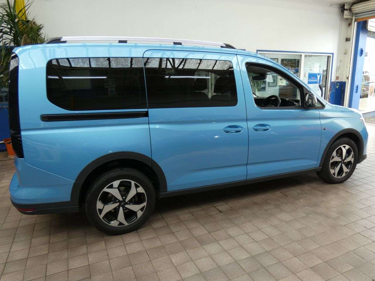 2023 FORD GRAND TOURNEO CONNECT 2023 FORD GRAND TOURNEO CONNECT